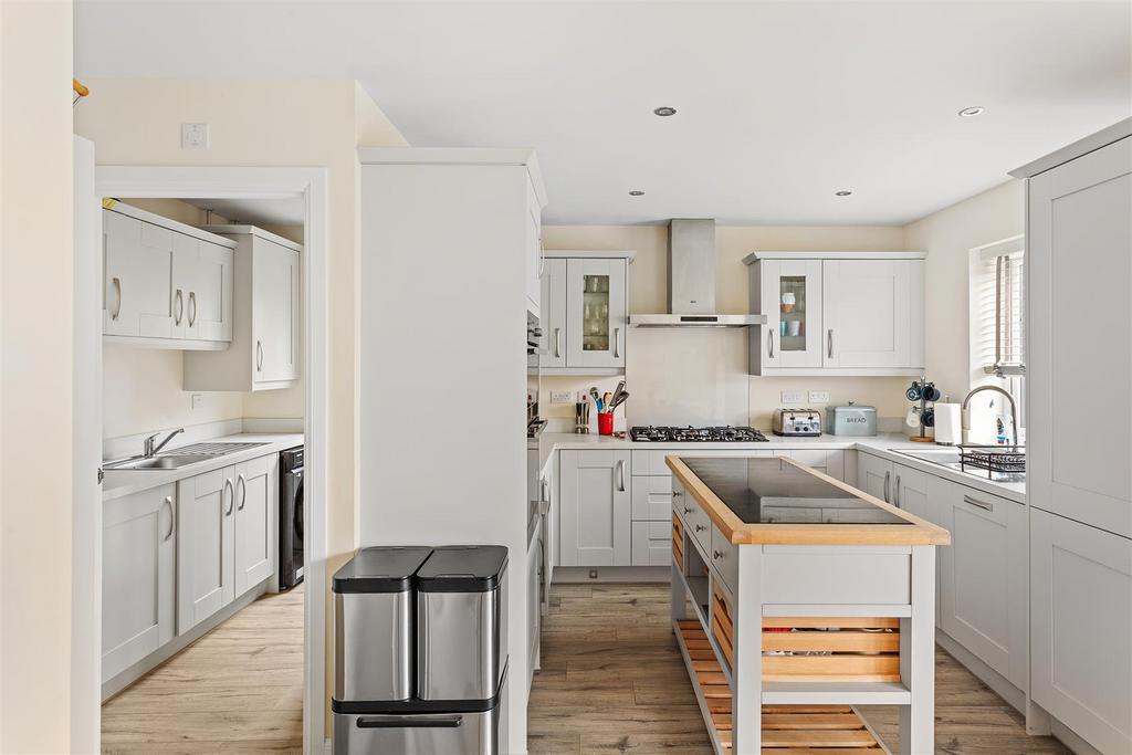 19 Dove Road-06[1].jpg