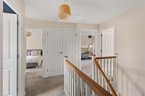 19 Dove Road, Pickering, YO18 7UD