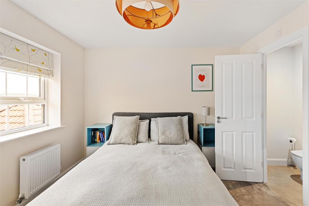 19 Dove Road-11[1].jpg