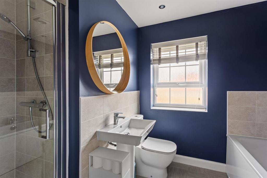 19 Dove Road-12[1].jpg