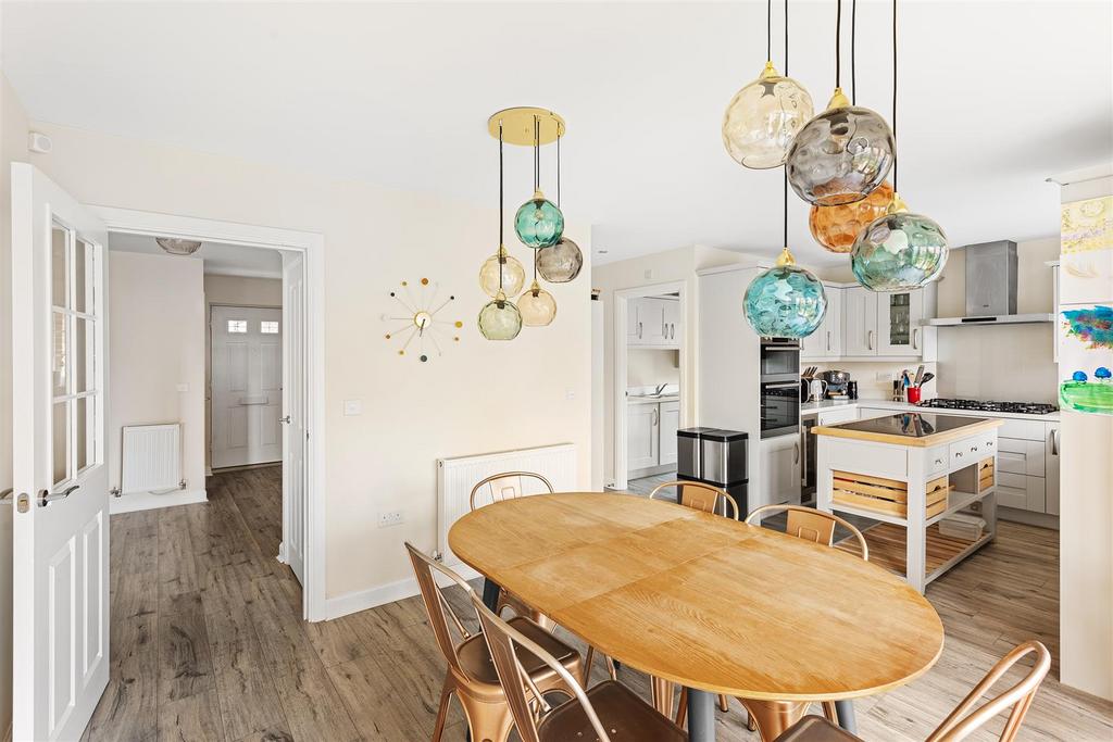 19 Dove Road-07[1].jpg
