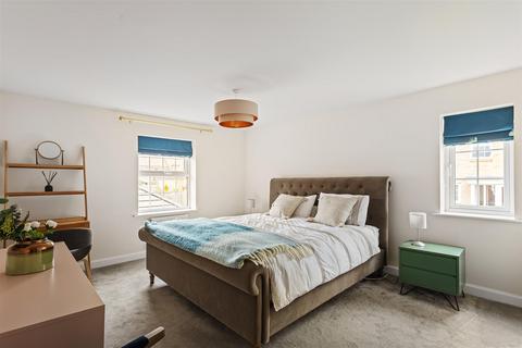 19 Dove Road, Pickering, YO18 7UD