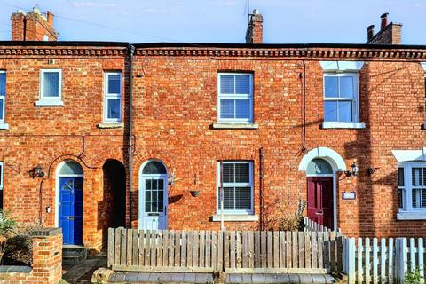 3 bedroom terraced house for sale, New Street, Weedon, NN7 4QS.