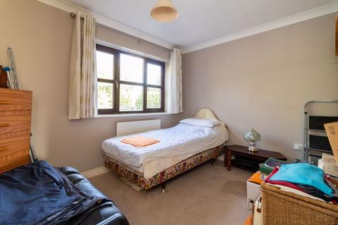 1 bedroom apartment for sale, Shelton Avenue, Warlingham