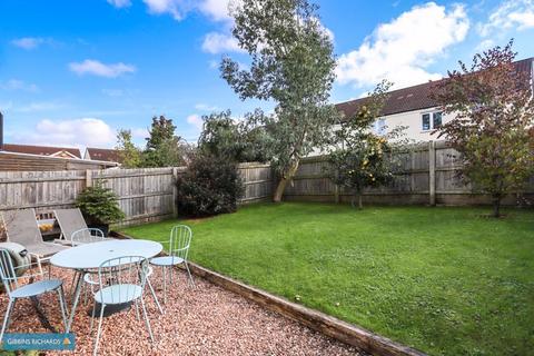 4 bedroom detached house for sale, Meyer Close, Wellington