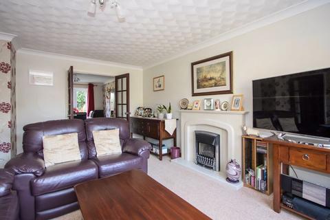 4 bedroom detached house for sale, Mallard Way, Penarth