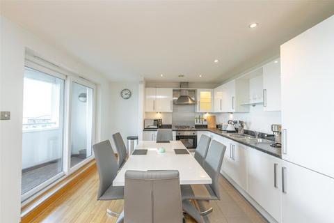 Flat 9, 5 Heron Place, Edinburgh, EH5 1GG