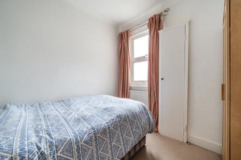 16a Westfield Road, London, W13 9JR