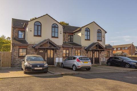 2 bedroom terraced house for sale, Bishops Mews, Tonbridge