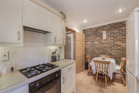 2 bedroom terraced house for sale, Bishops Mews, Tonbridge