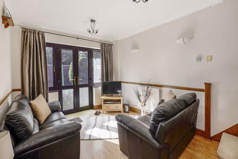 2 bedroom terraced house for sale, Bishops Mews, Tonbridge