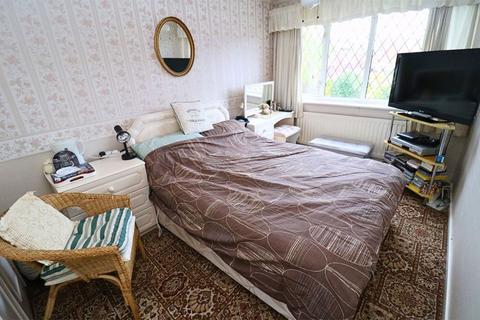 24 Daffodil Place, Walsall, WS5 3DX