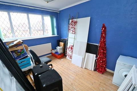 24 Daffodil Place, Walsall, WS5 3DX