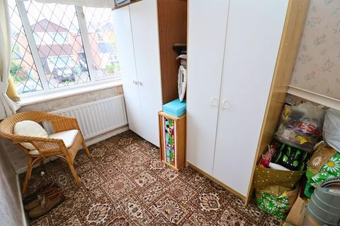 24 Daffodil Place, Walsall, WS5 3DX