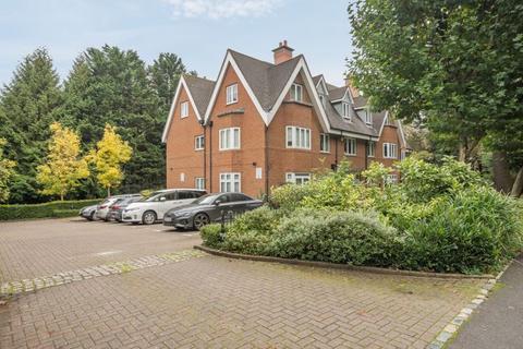 2 bedroom apartment to rent, Oakhurst Court, Hayes Lane, Kenley