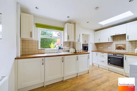 3 bedroom semi-detached house for sale, Beverley Court Road, Quinton