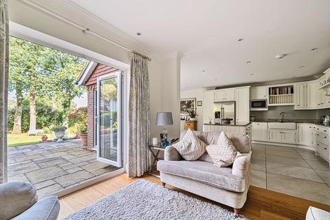 4 bedroom detached house for sale, Plaistow Road, Ifold