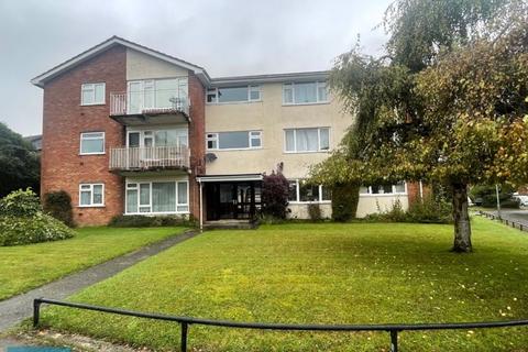 1 bedroom apartment for sale, Deane Drive, Taunton - affordable one bedroomed flat.