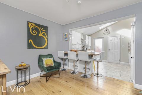 18 Warren Road, Croydon, CR0 6PE
