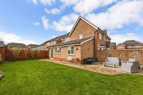 4 bedroom detached house for sale, Clarke Crescent, Ashford TN24