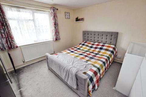 34a Lancelot Road, Exeter, EX4 9DA