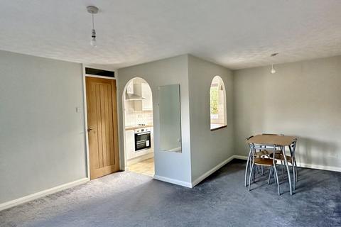 2 bedroom apartment for sale, Longworth Close, Banbury - NO ONWARD CHAIN