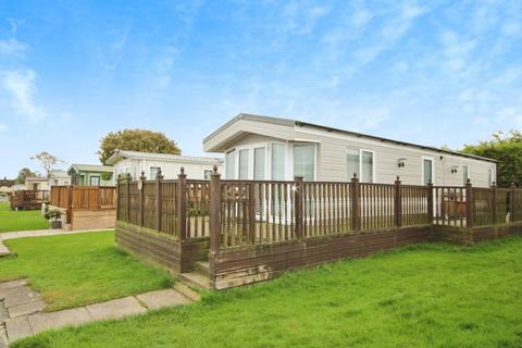 2 bedroom park home for sale, Burley Bank Road, Killinghall, Harrogate, HG3 2RZ