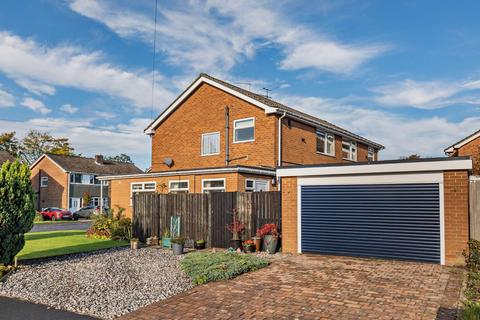 3 bedroom semi-detached house for sale, Larkfield Road, Harrogate, HG2 0BU