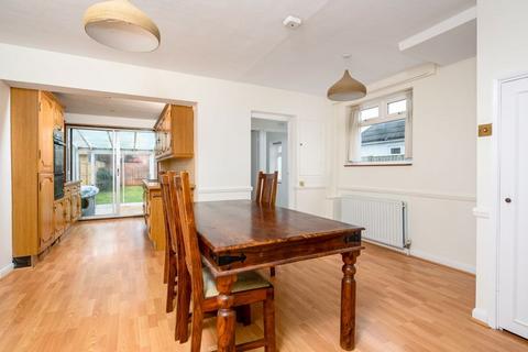 3 bedroom semi-detached house for sale, Cottimore Crescent, Walton-On-Thames