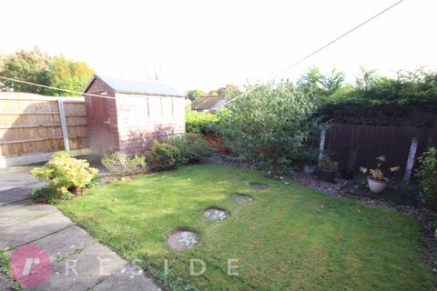 2 bedroom detached bungalow for sale, Thorp View, Oldham OL2