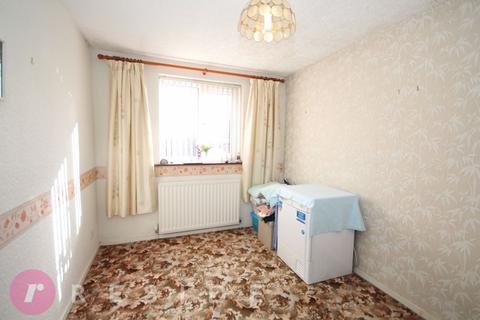 5 Thorp View, Royton, Oldham, OL2 5XT