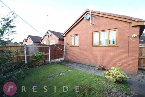 5 Thorp View, Royton, Oldham, OL2 5XT