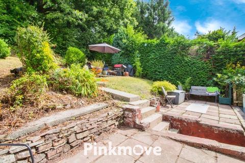 3 bedroom detached house for sale, Usk Road, Pontypool - REF #00025754