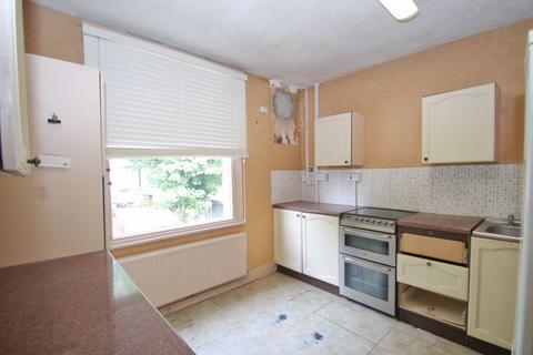 2 bedroom apartment for sale, Rosslyn Crescent, Harrow