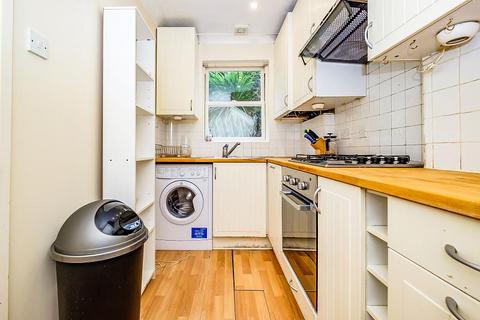 2 bedroom terraced house to rent, Ivy Place, Hove