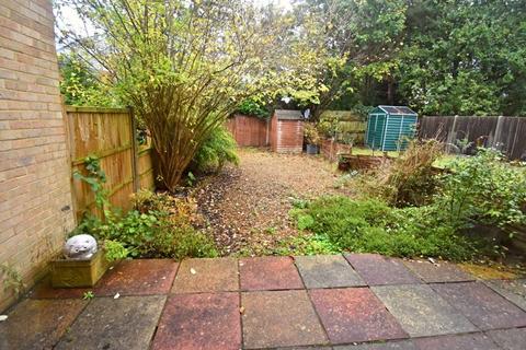 1 bedroom terraced house to rent, Fleetham Gardens, Reading RG6