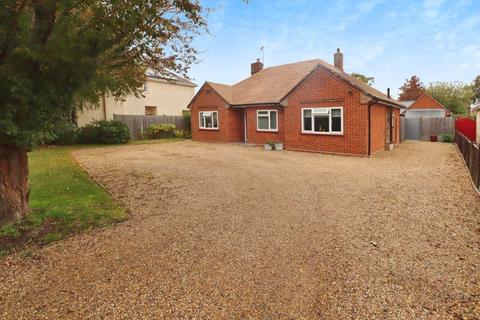 Wivenhoe Road, Alresford, CO7