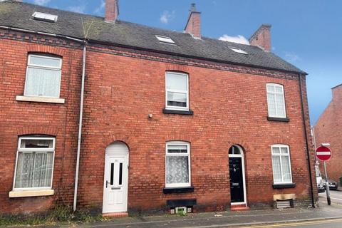 3 bedroom terraced house for sale, West Street, Leek, ST13 8AW.