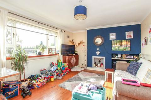 64 Long Chaulden, Hemel Hempstead, HP1 2HX