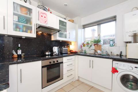64 Long Chaulden, Hemel Hempstead, HP1 2HX