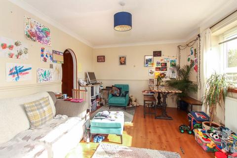 64 Long Chaulden, Hemel Hempstead, HP1 2HX