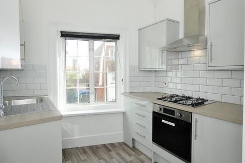 2 bedroom flat to rent, Meads Street