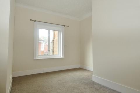 2 bedroom flat to rent, Meads Street