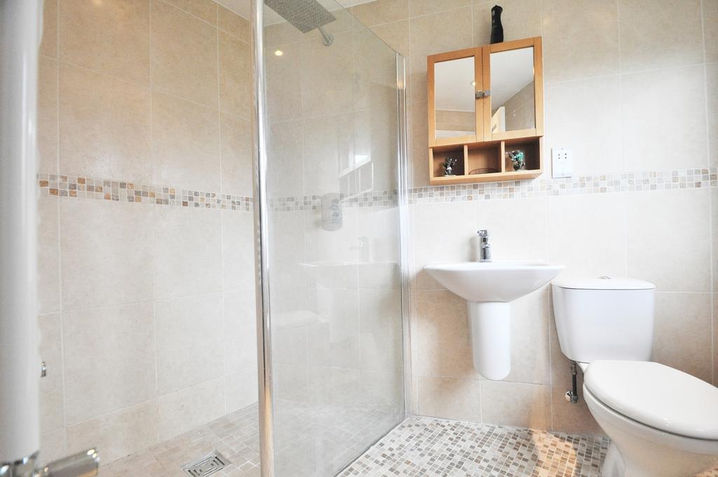 Ensuite