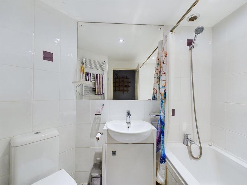 En-suite wet room