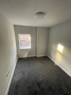 1 bedroom apartment to rent, Hilton Avenue, Urmston M41