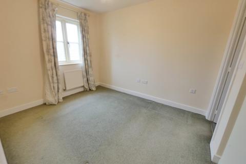 3 bedroom end of terrace house to rent, Blackberry Walk, Cirencester