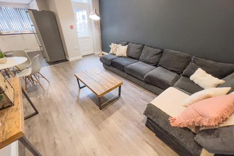 undefined, Romer Road, L6 6DJ,