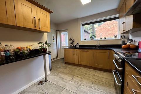 20 Moss Acre Road, Penwortham, Preston, PR1 9NJ