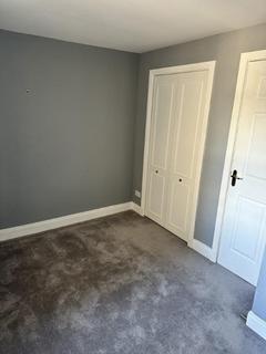 2 bedroom flat to rent, Crow Road, Glasgow, G11